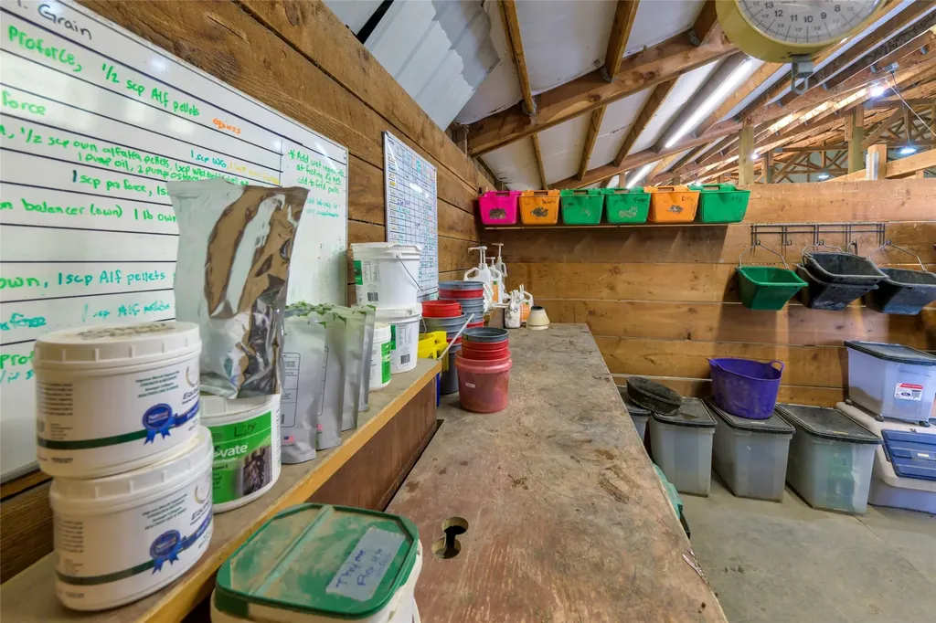 5228 Gardner Lane Florence MT 59833