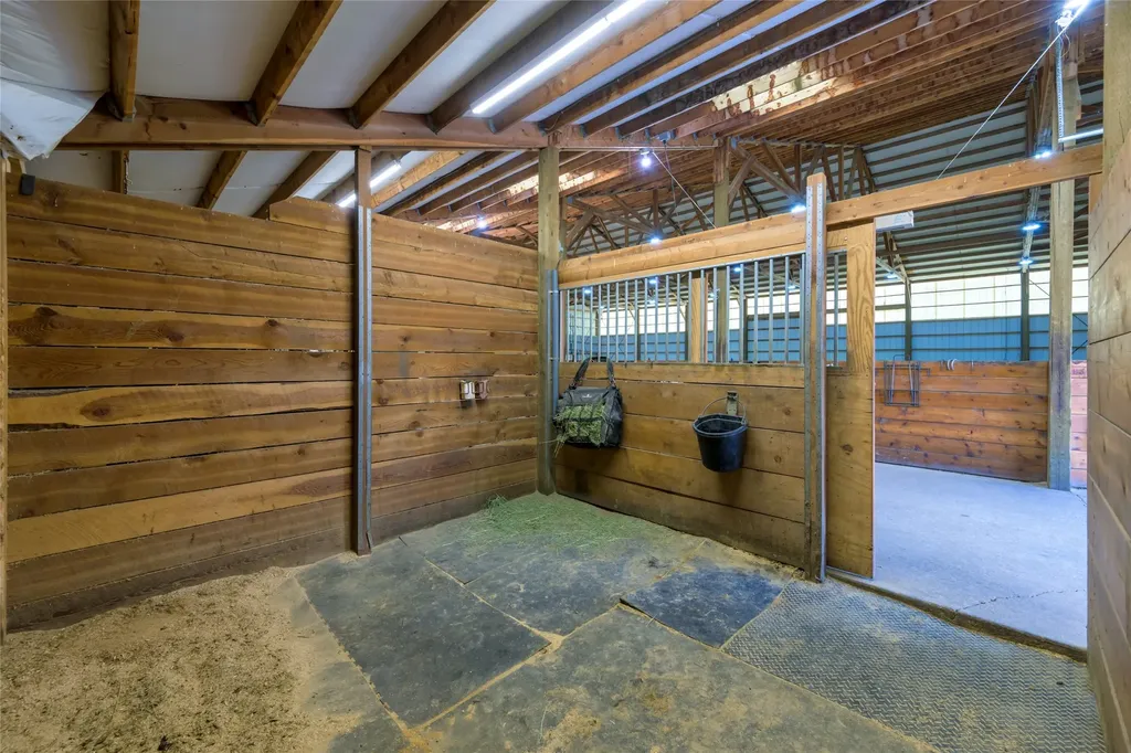 5228 Gardner Lane Florence MT 59833
