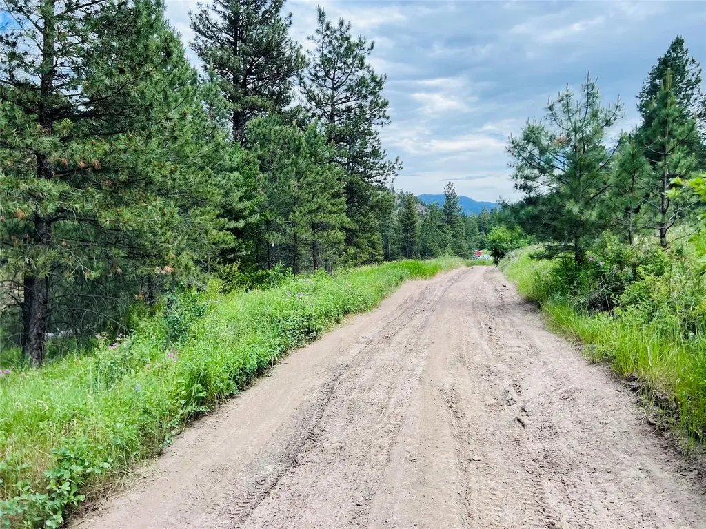 Nhn Upper Andy Creek Lane Cascade MT 59421