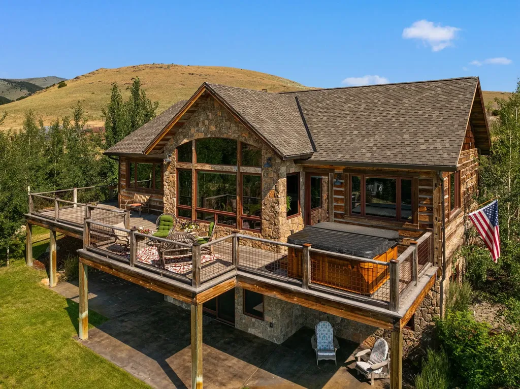 11 Quartz Street Pony MT 59747