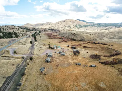 5023 Lincoln Road W Helena MT 59602