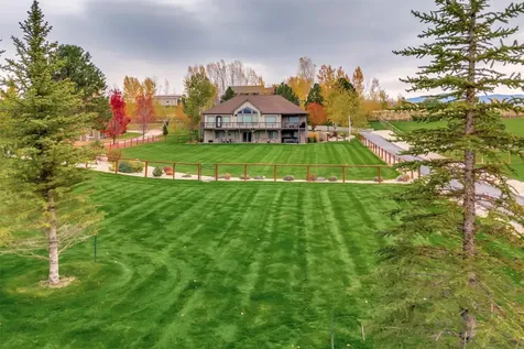 692 Shepherds View Trail Corvallis MT 59828