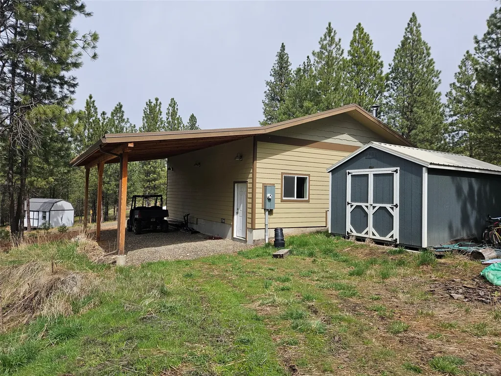 3 Skunk Alley Lane Hot Springs MT 59845