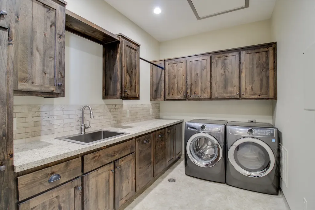 1363 Montana Avenue Billings MT 59101