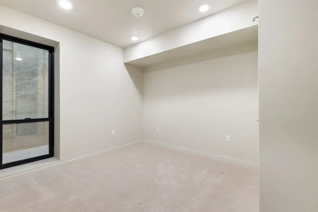 59 E Park Street Butte MT 59701