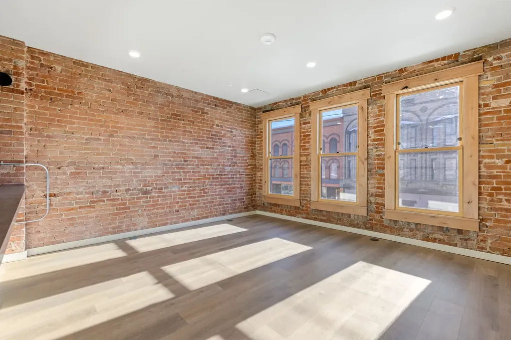 59 E Park Street Butte MT 59701