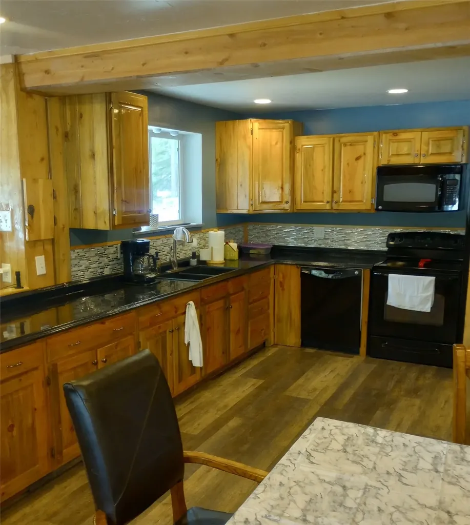 4269 Abe Lincoln Road Lincoln MT 59639