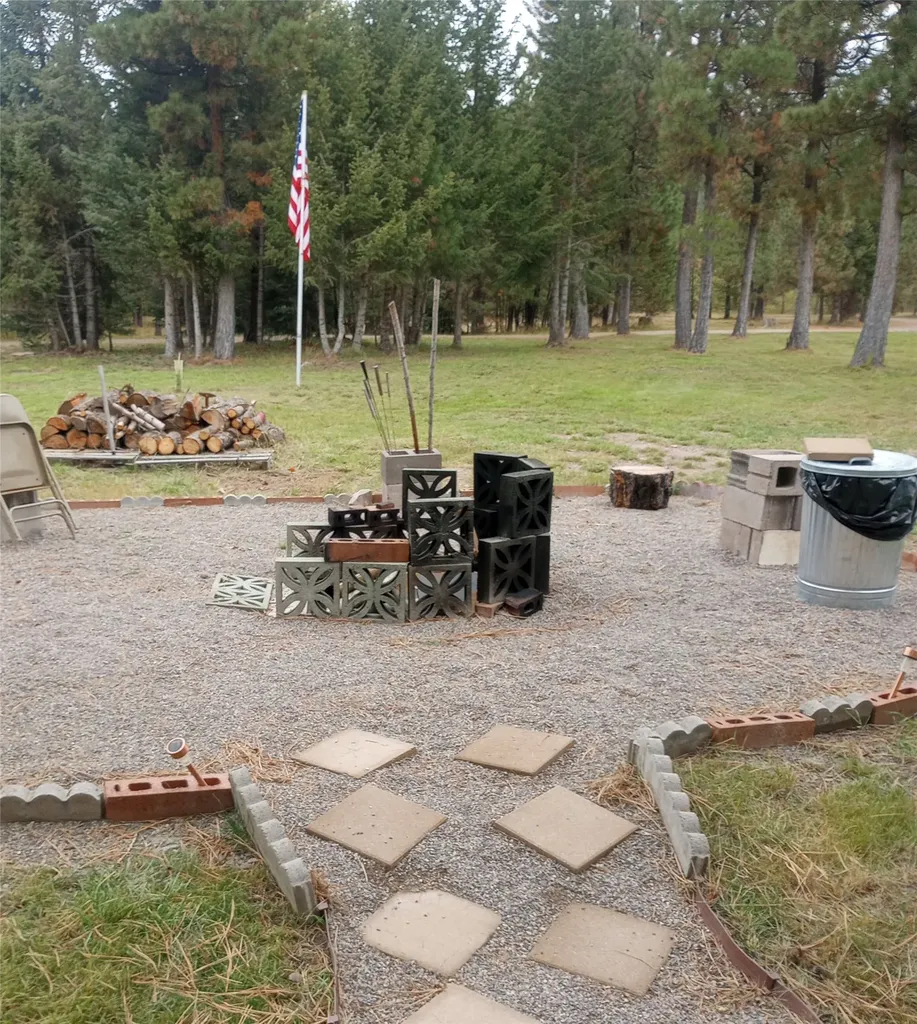 4269 Abe Lincoln Road Lincoln MT 59639