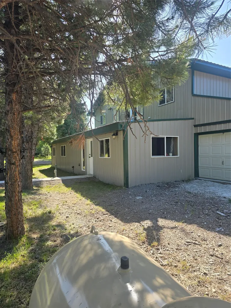 4269 Abe Lincoln Road Lincoln MT 59639