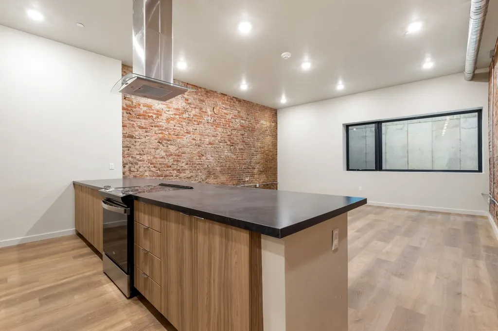 59 E Park Street Butte MT 59701