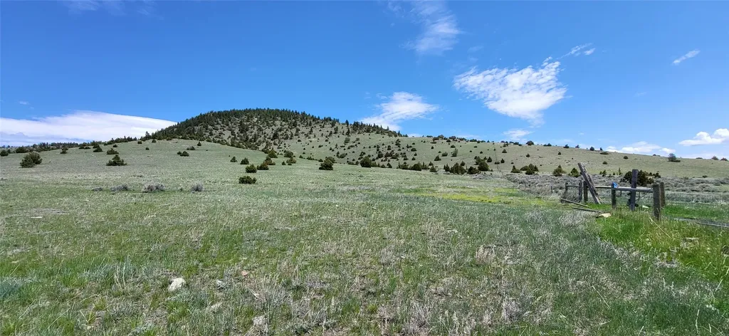902 Lower Valley Road Boulder MT 59632