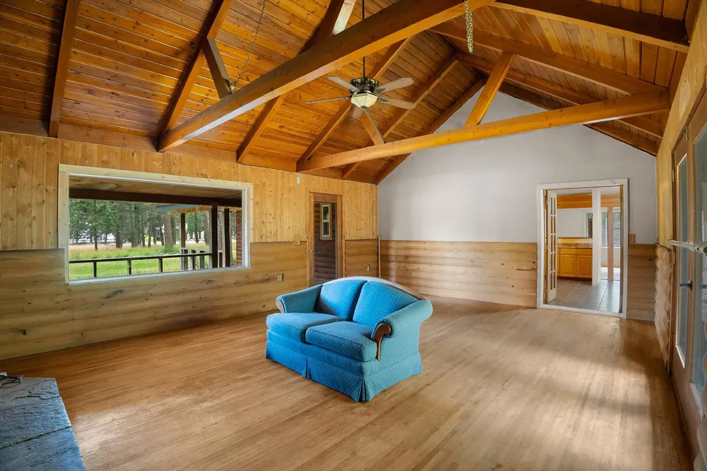 635 Blacktail Road Lakeside MT 59922