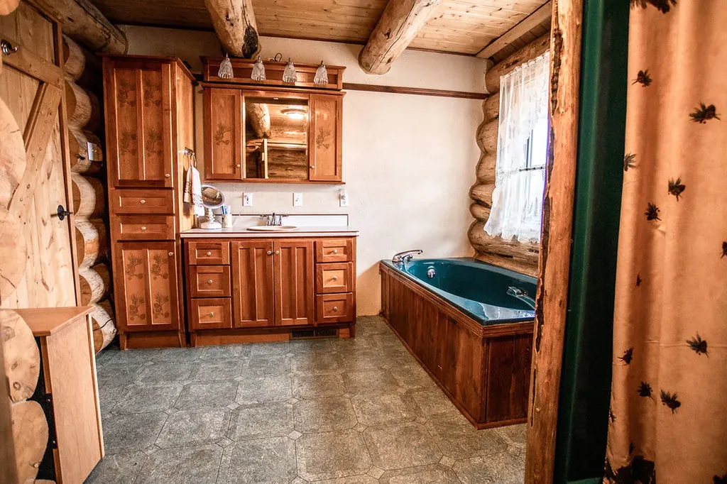 3358 Strandskov Road Lincoln MT 59639