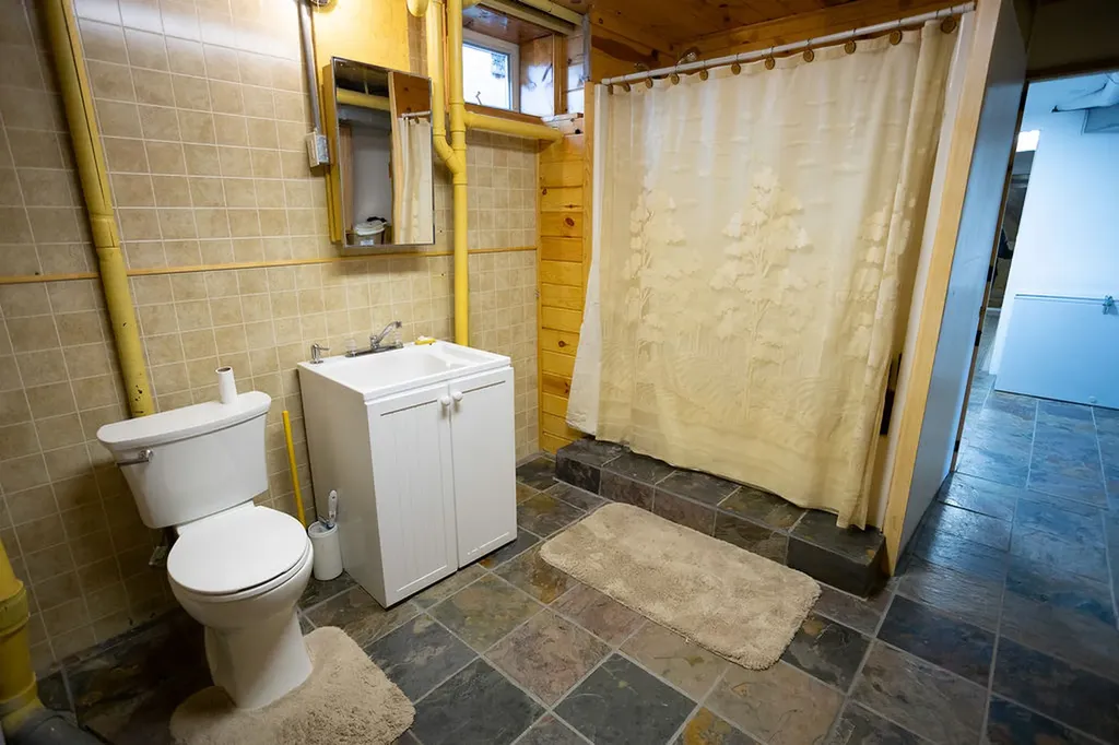 3358 Strandskov Road Lincoln MT 59639