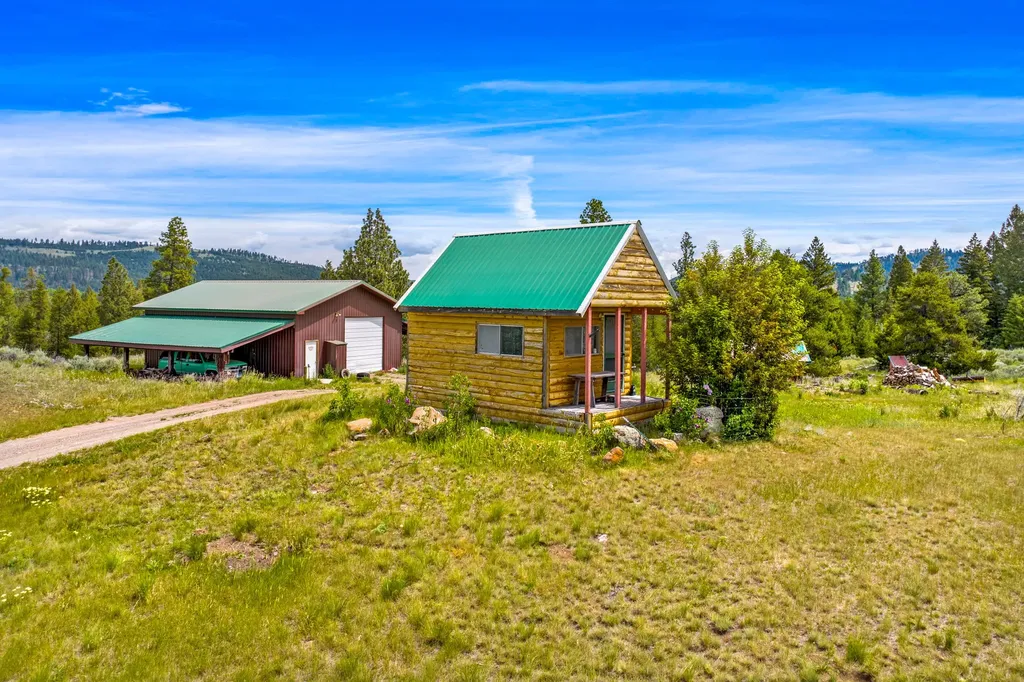 3358 Strandskov Road Lincoln MT 59639