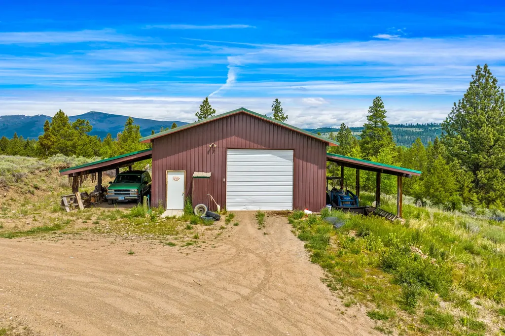 3358 Strandskov Road Lincoln MT 59639