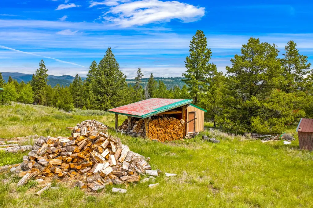 3358 Strandskov Road Lincoln MT 59639