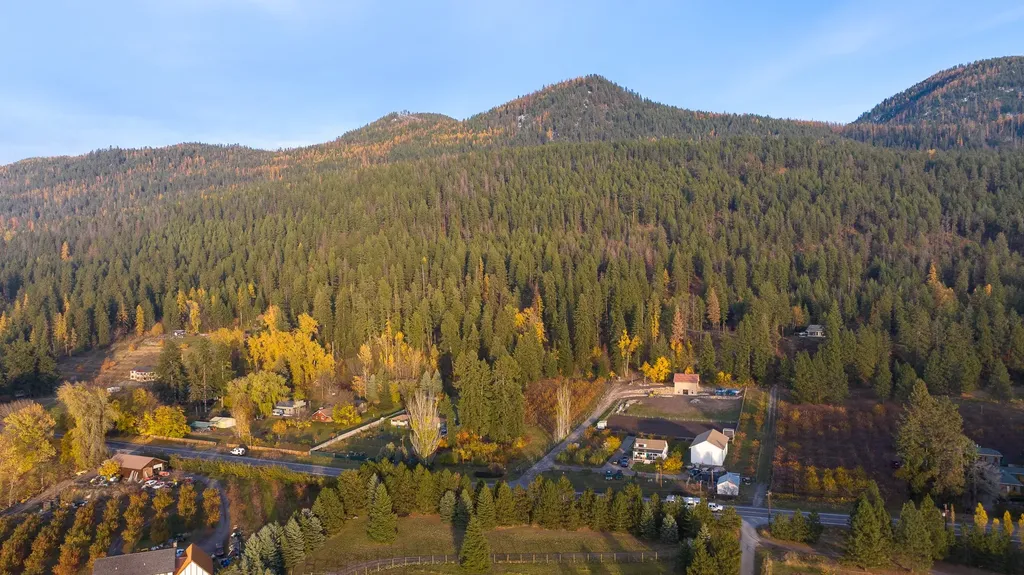 21770 Mt Highway 35 Bigfork MT 59911