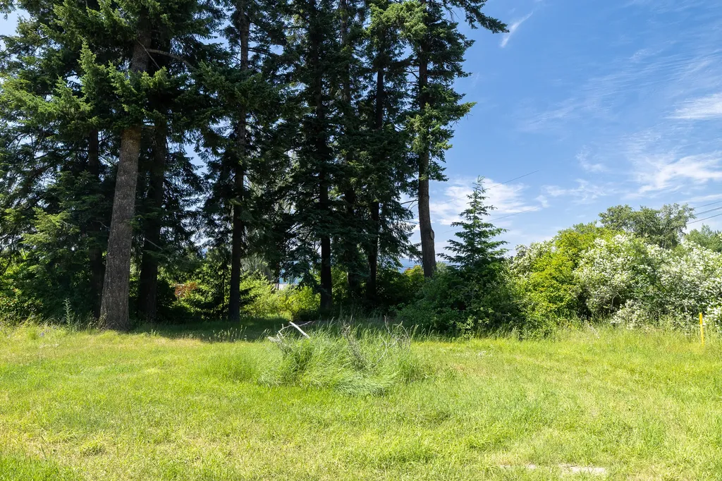 21770 Mt Highway 35 Bigfork MT 59911