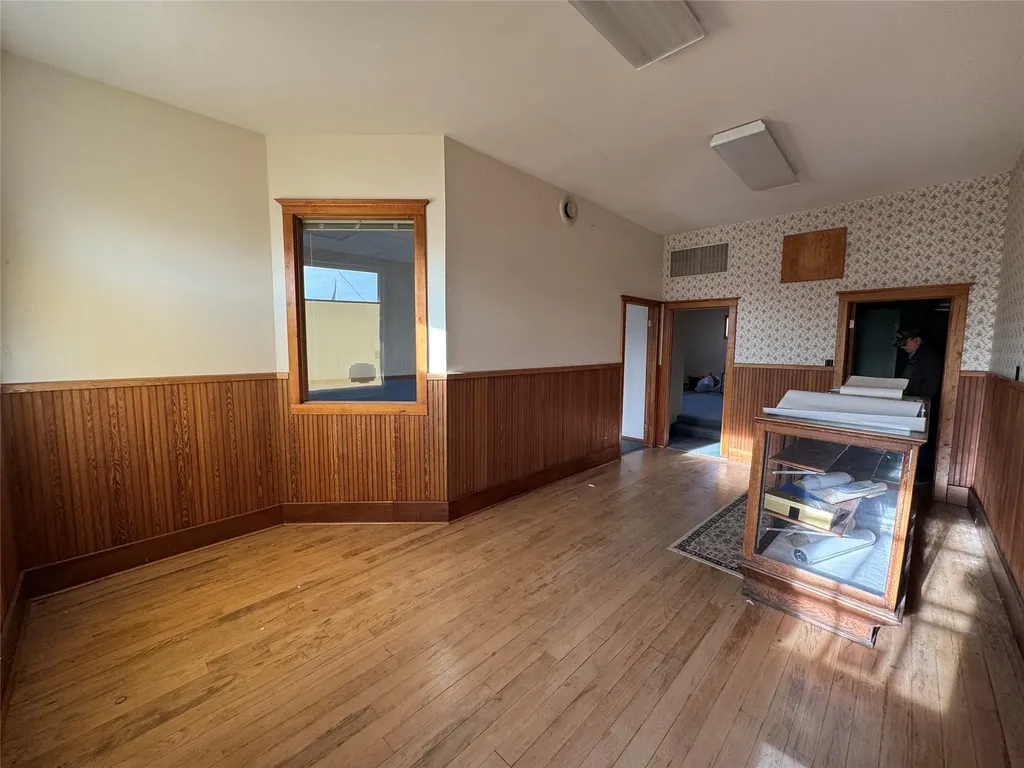 25 Main Street W Dutton MT 59433