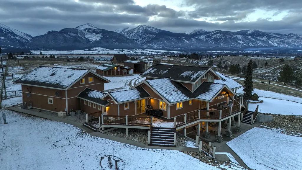 449 Ridge View Road Stevensville MT 59870
