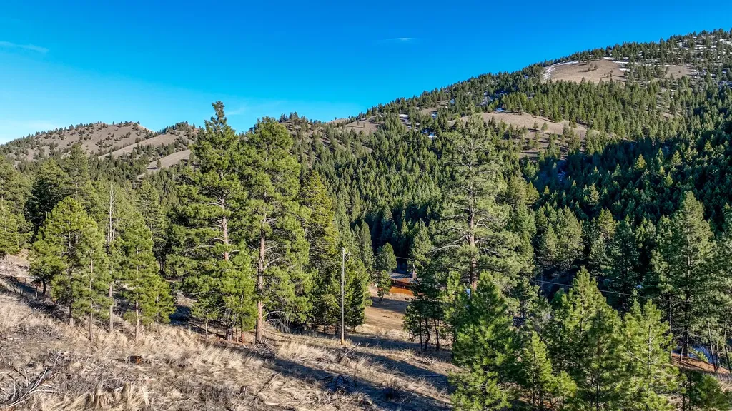 172 Clancy Creek Road Clancy MT 59634