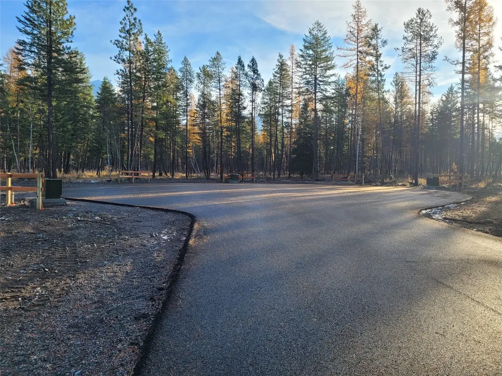 17 Snowy Owl Lane Bigfork MT 59911
