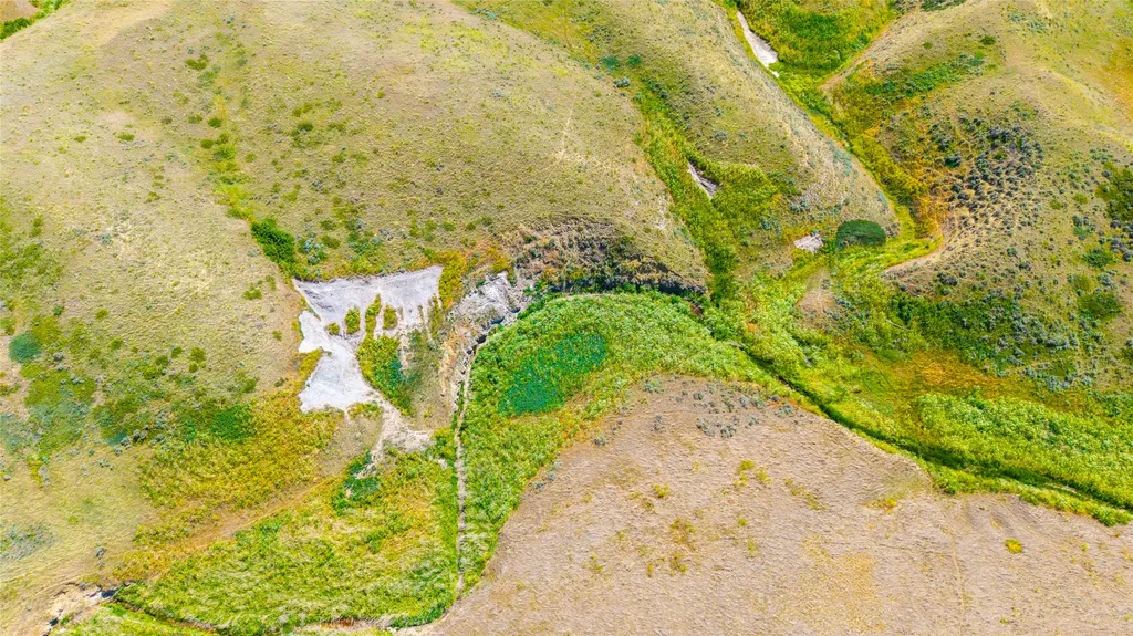 Tbd Cherry Coulee Road Highwood MT 59450