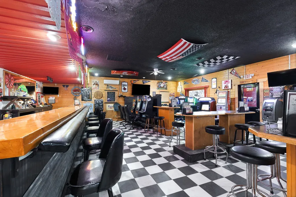 2420 Railroad Avenue Victor MT 59875