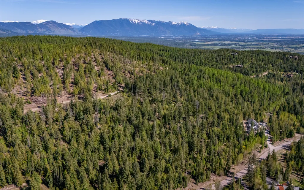 165 Woodland Star Circle Whitefish MT 59937