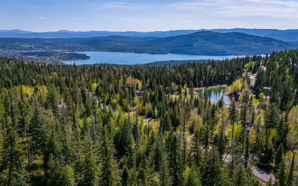 165 Woodland Star Circle Whitefish MT 59937