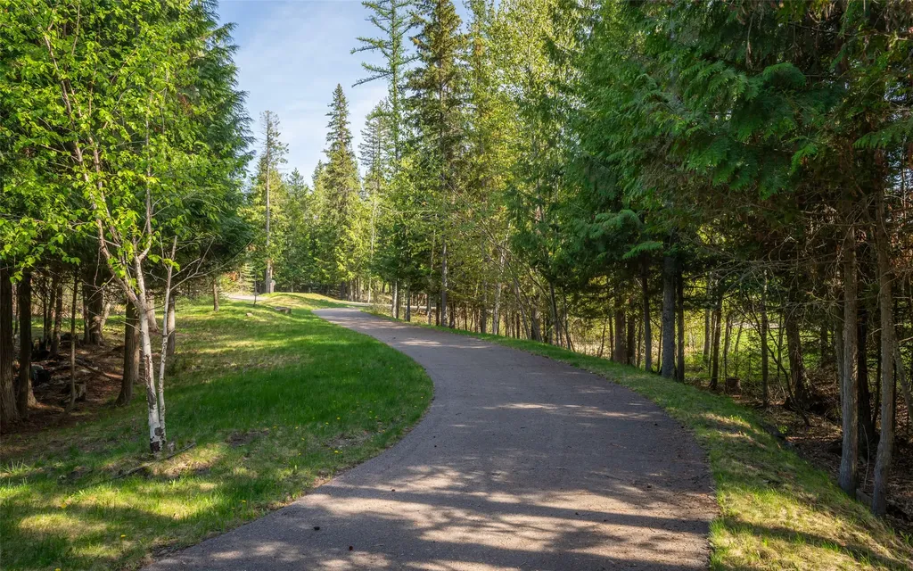 165 Woodland Star Circle Whitefish MT 59937