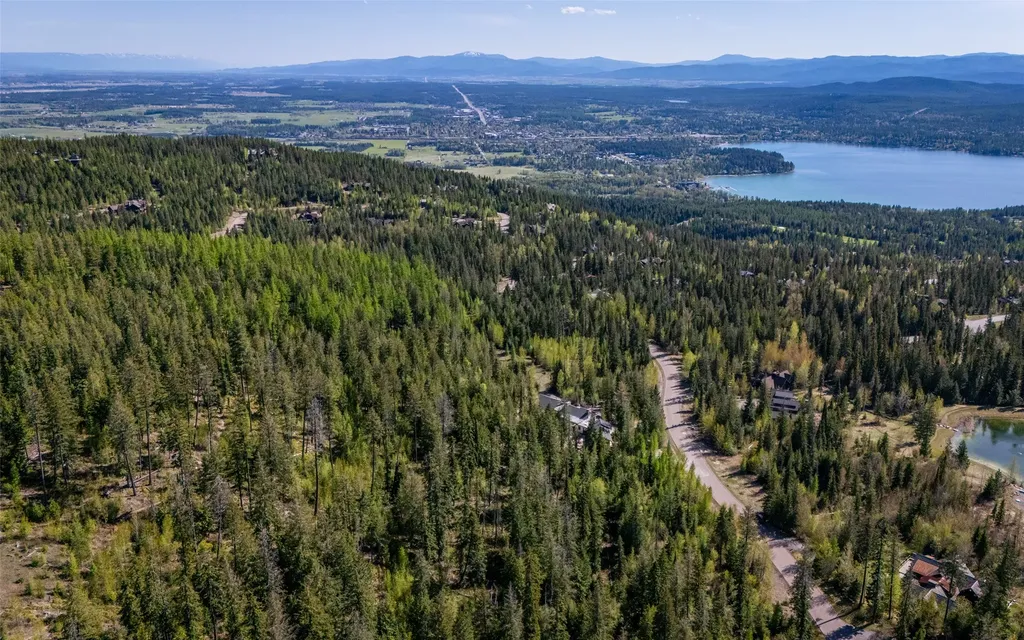 165 Woodland Star Circle Whitefish MT 59937