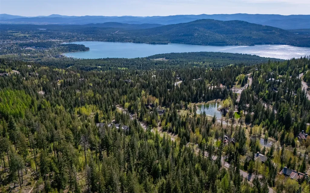 165 Woodland Star Circle Whitefish MT 59937