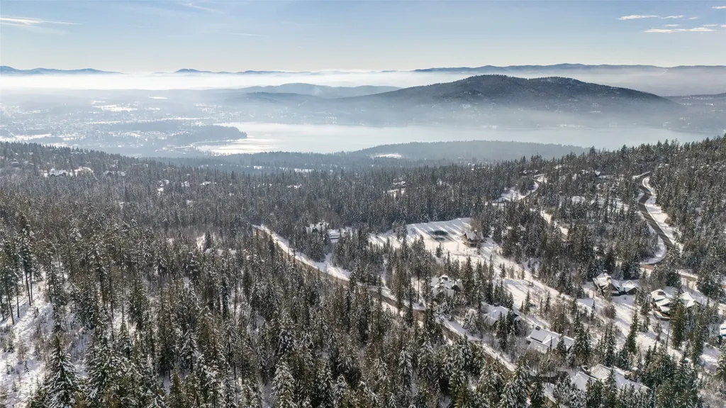 165 Woodland Star Circle Whitefish MT 59937