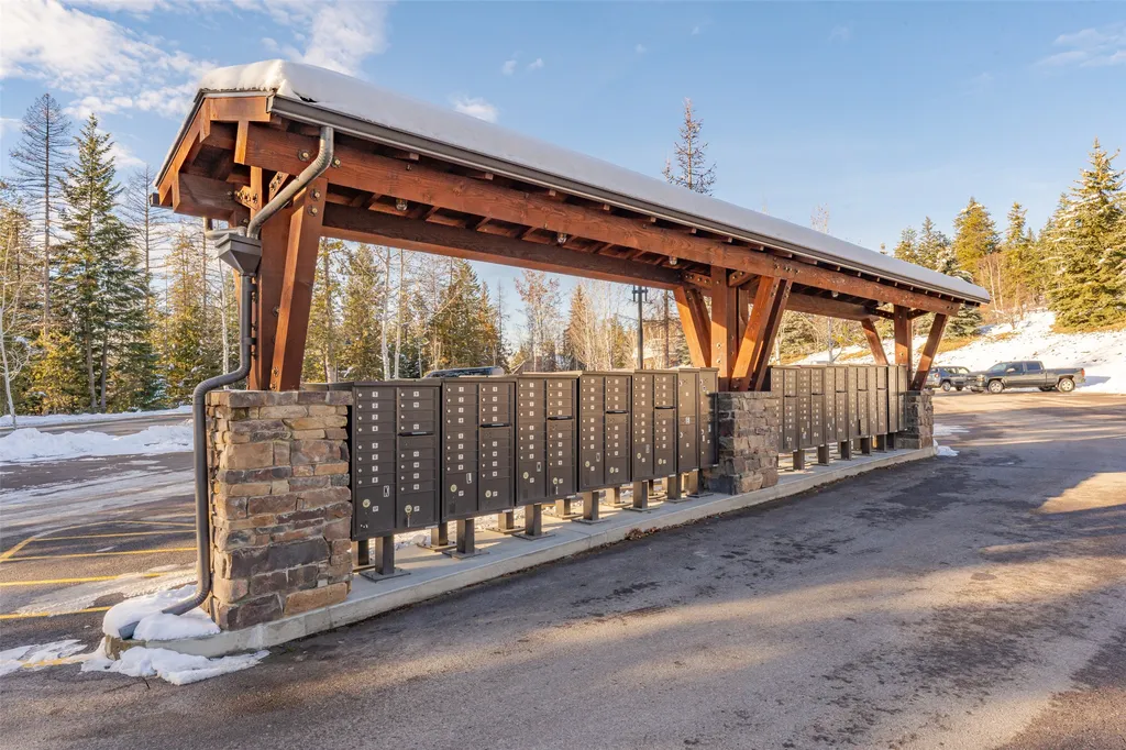 165 Woodland Star Circle Whitefish MT 59937
