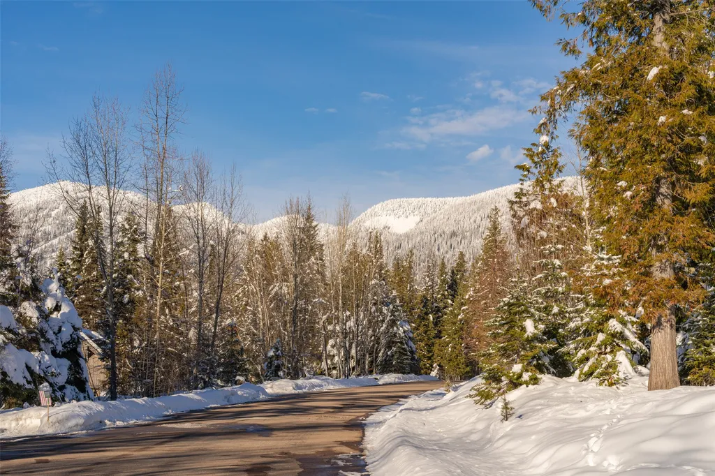 165 Woodland Star Circle Whitefish MT 59937