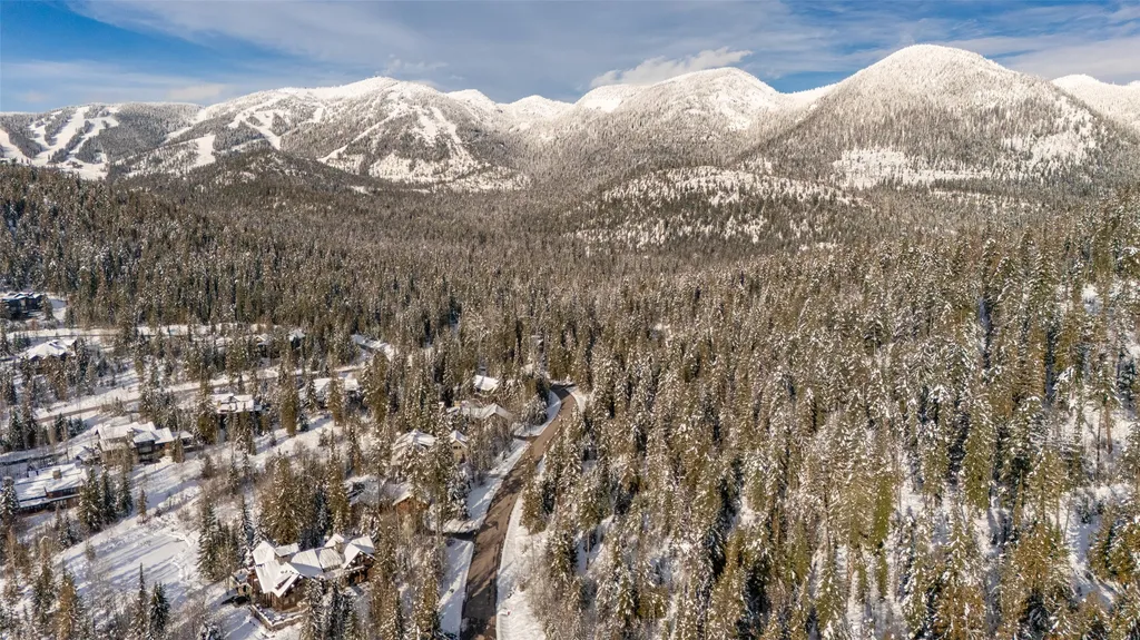 165 Woodland Star Circle Whitefish MT 59937