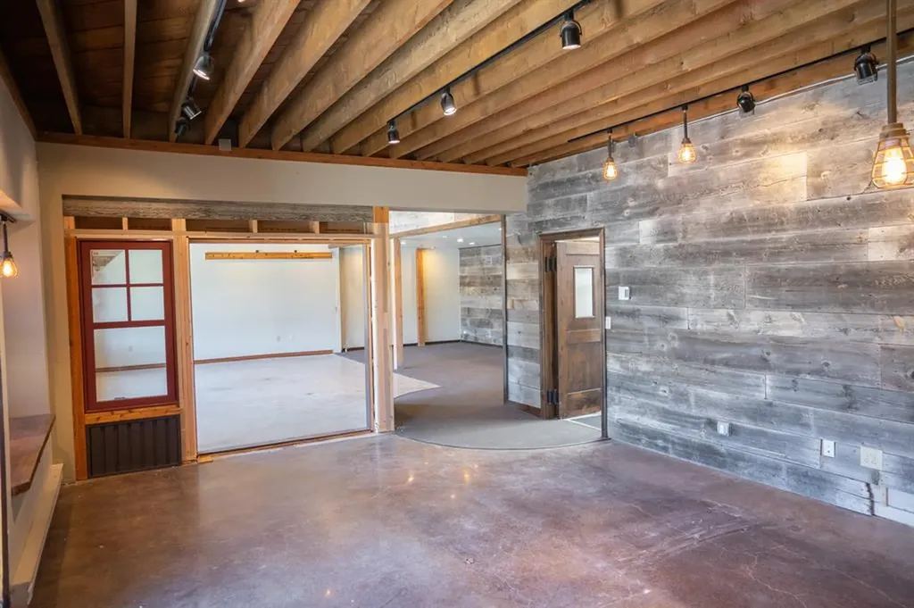 32 1st Avenue W Kalispell MT 59901