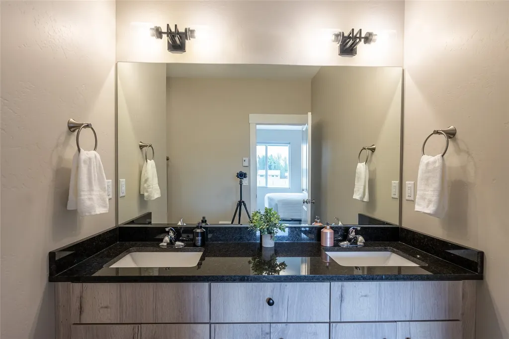 2149 Twin Buck Trail Kalispell MT 59901