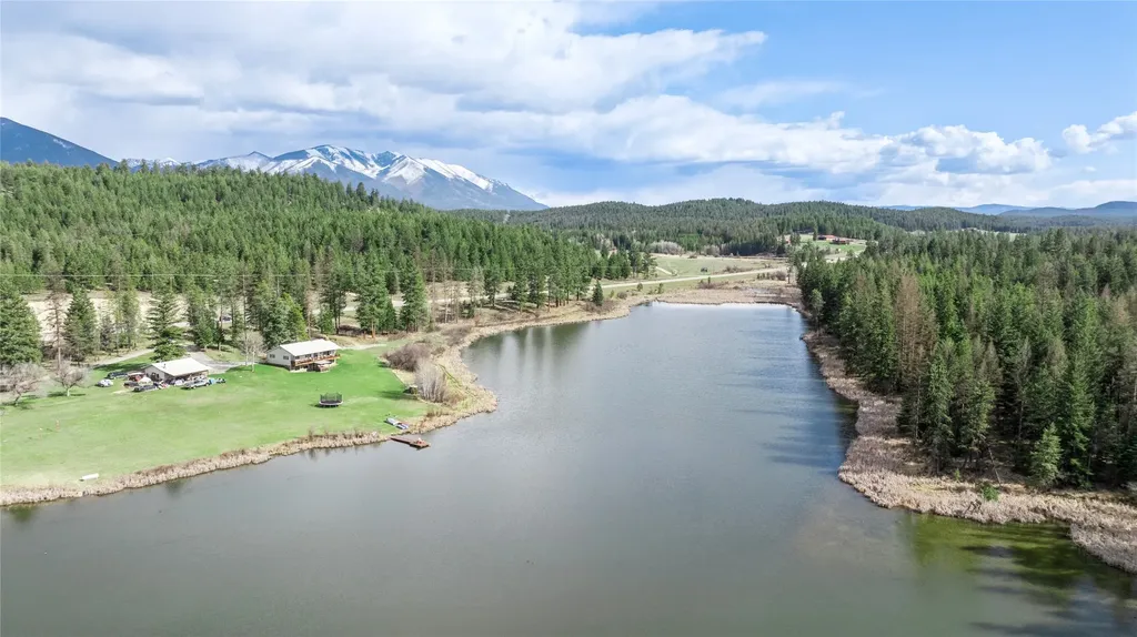 4964 Us Highway 93 S Eureka MT 59917
