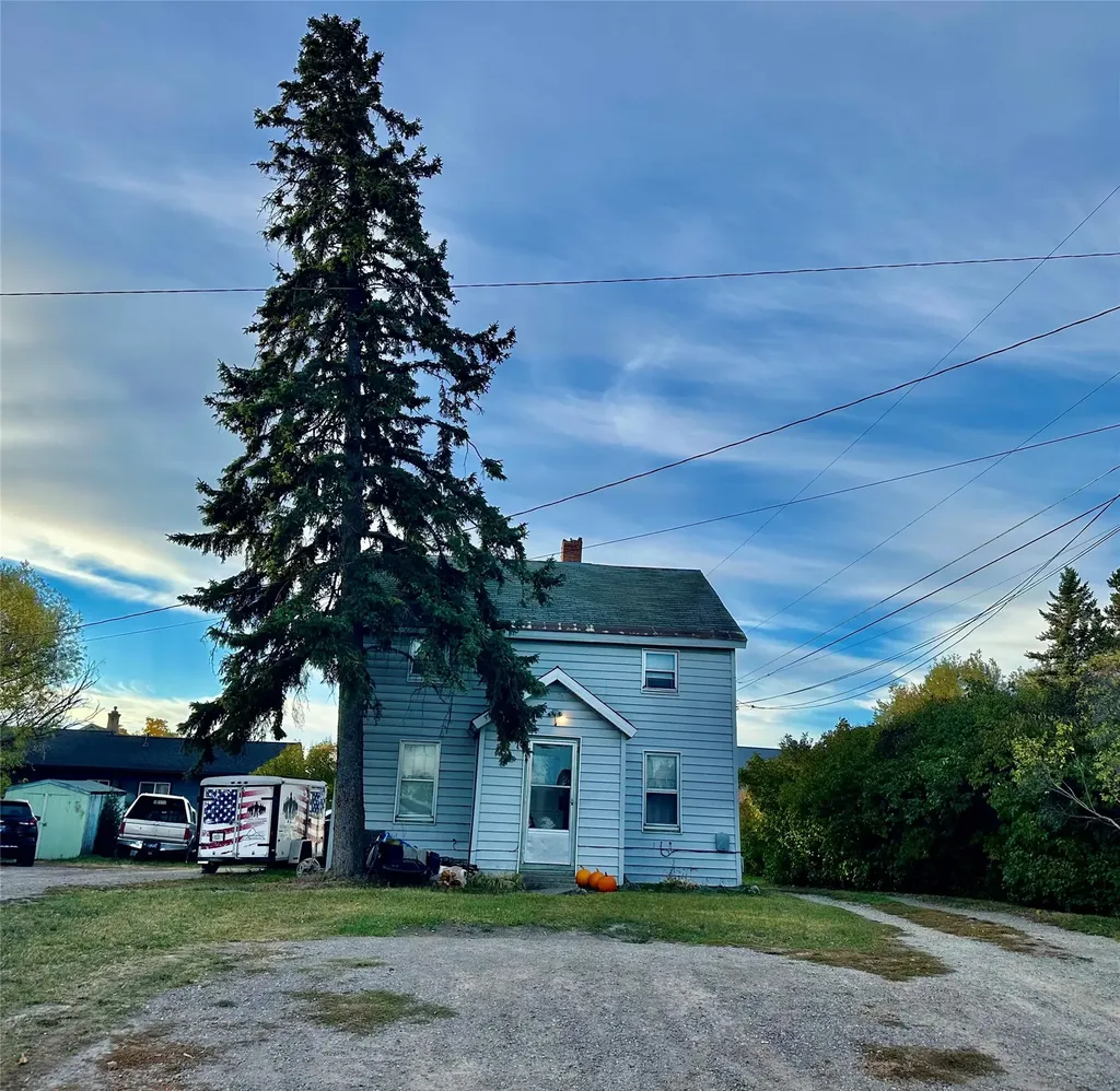 824 8th Street W Kalispell MT 59901