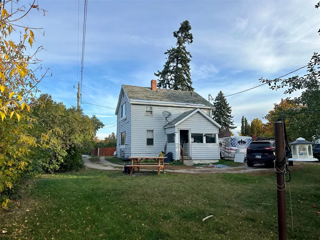 824 8th Street W Kalispell MT 59901