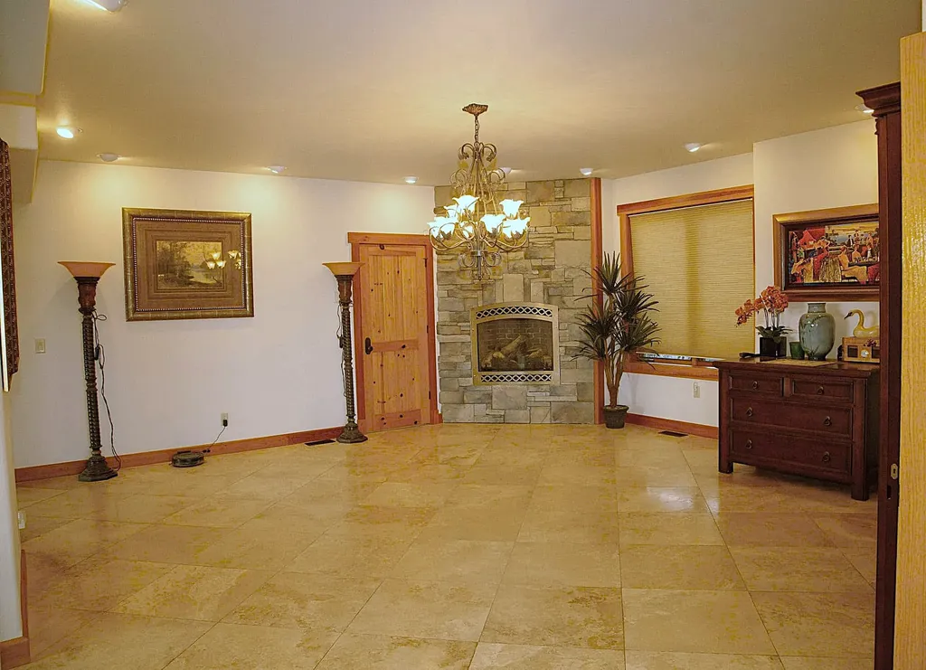 4220 Sunset Ridge Drive Helena MT 59602
