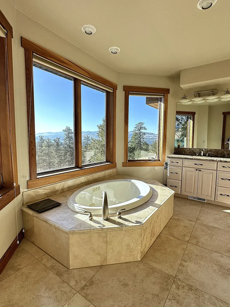 4220 Sunset Ridge Drive Helena MT 59602