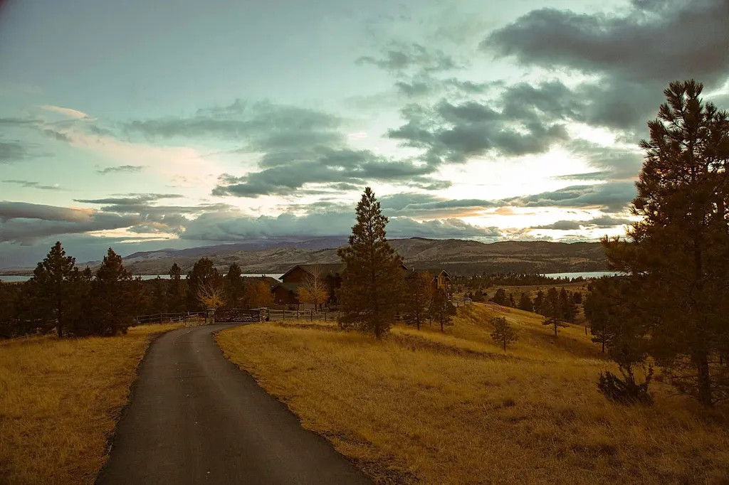 4220 Sunset Ridge Drive Helena MT 59602