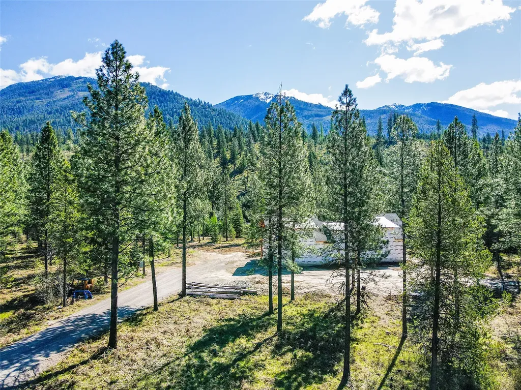 44 Crow Court Troy MT 59935