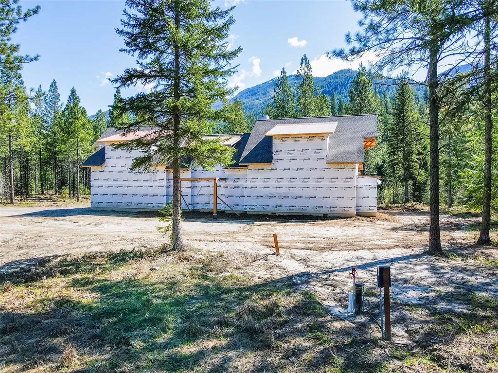44 Crow Court Troy MT 59935