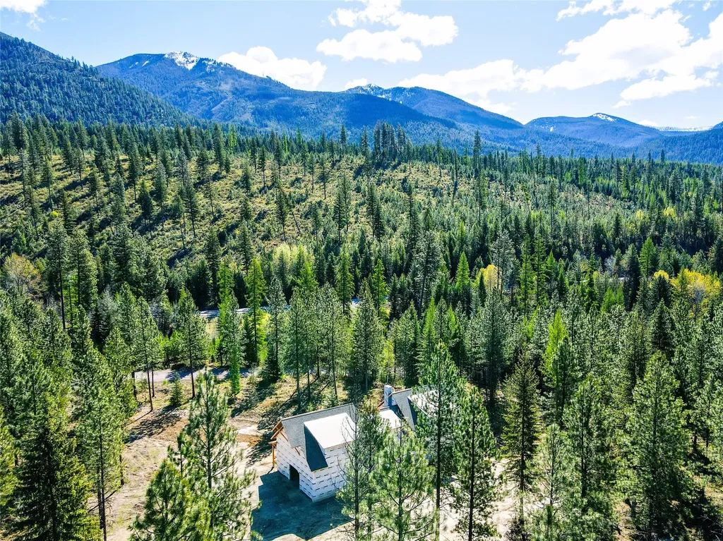 44 Crow Court Troy MT 59935