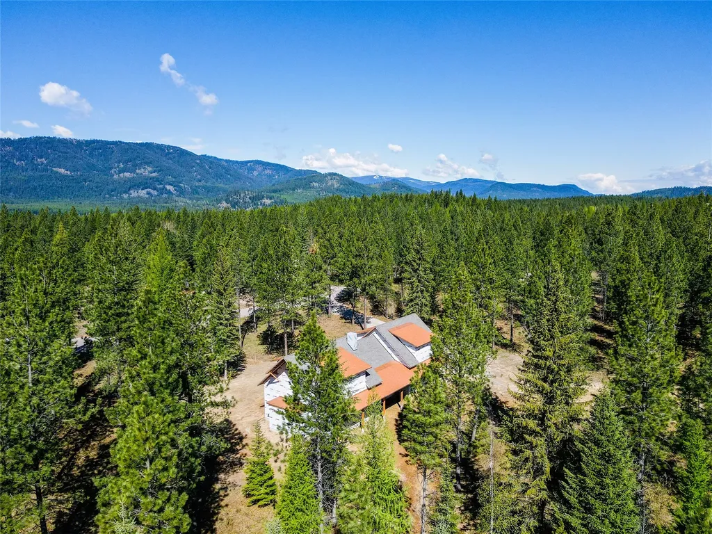 44 Crow Court Troy MT 59935